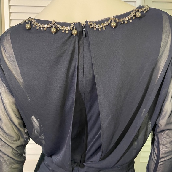 Adrianna Papell illusion accordion pleat beaded navy long gown, 4 - Picture 6 of 8